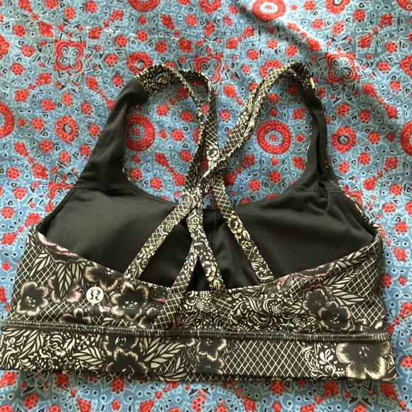 Lululemon sports bra - Picture 2 of 2